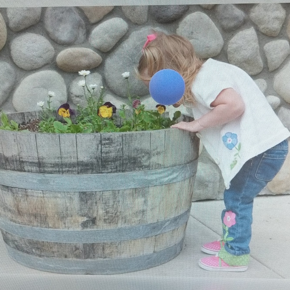 Girls 2t spring summer set, outfit necklace &shoes - Picture 7 of 7